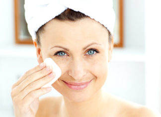 Top 10 Homemade Instant Fruit Toners