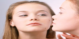Top 7 Homemade Fruit Face Packs to Clear Pimples