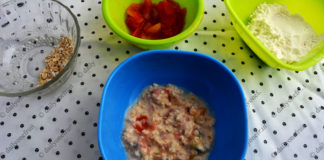 Prepare Homemade Tomato Aloevera Face pack to Remove Sun Tan